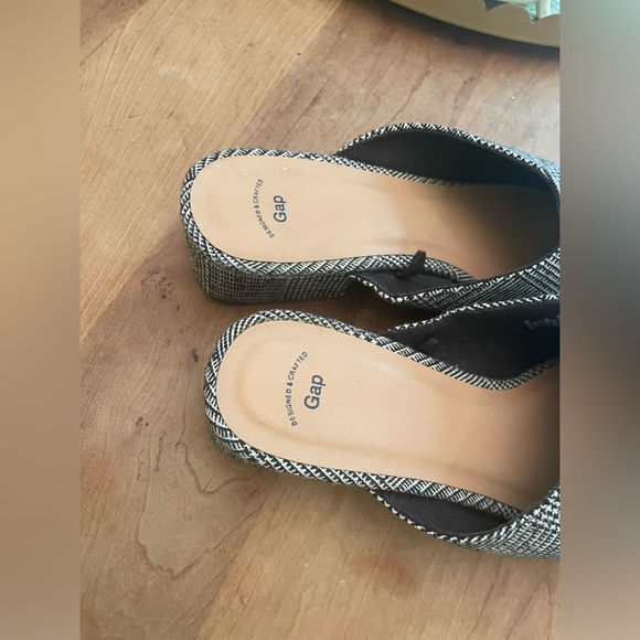 Gap Women's Sz 9 Black White Glen Plaid Tweed Fabric Slide Block Heel Mules - Picture 3 of 10